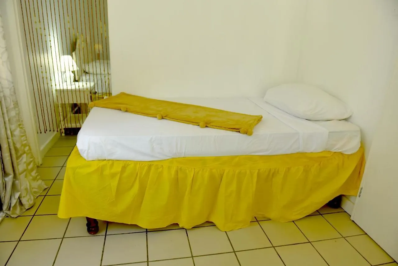 Hotel Pineapplesuites Ocho Rios Jamaica